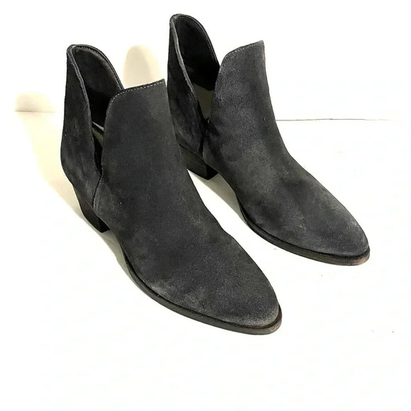 Free People Size 36 / 6Charm Double V Ankle Boots Suede Dark Blue MSR $148 NEW - Picture 1 of 12